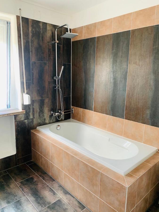 Charmante 3Zi-Ferienwohnung Im Landhausstil Kaufbeuren Exteriér fotografie